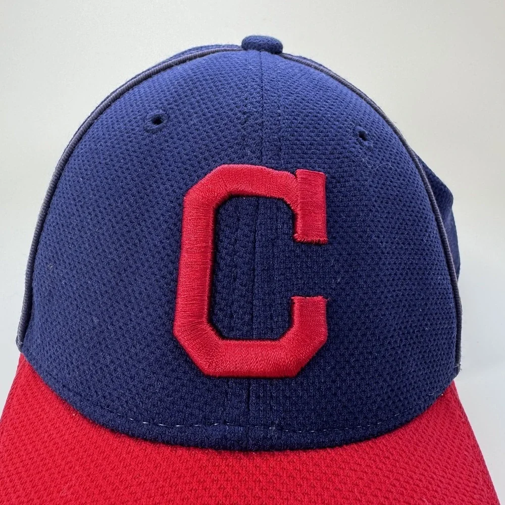 New Era 39Thirty Cleveland Guardians Batting Practice Cap Youth Fit MLB Blue Red